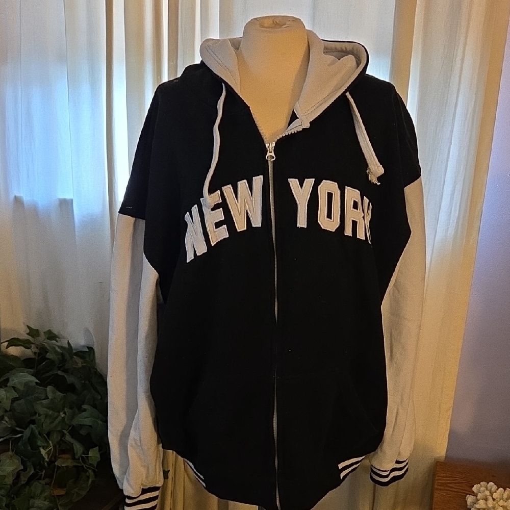 Black and White New York Hoodie